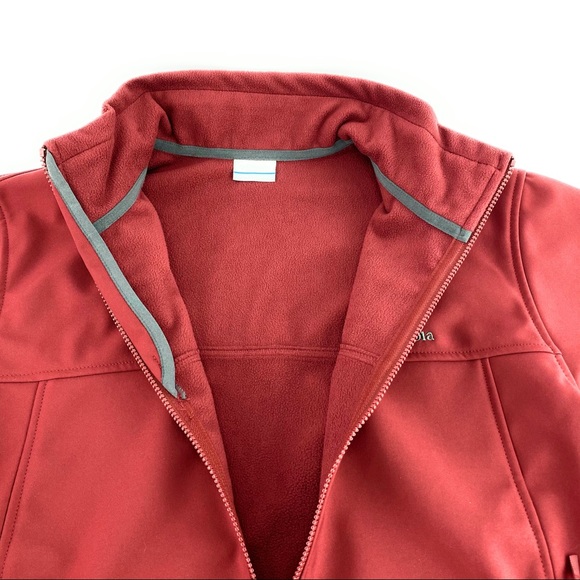 Columbia Jackets & Coats Columbia Mens Mt Village Red Softshell